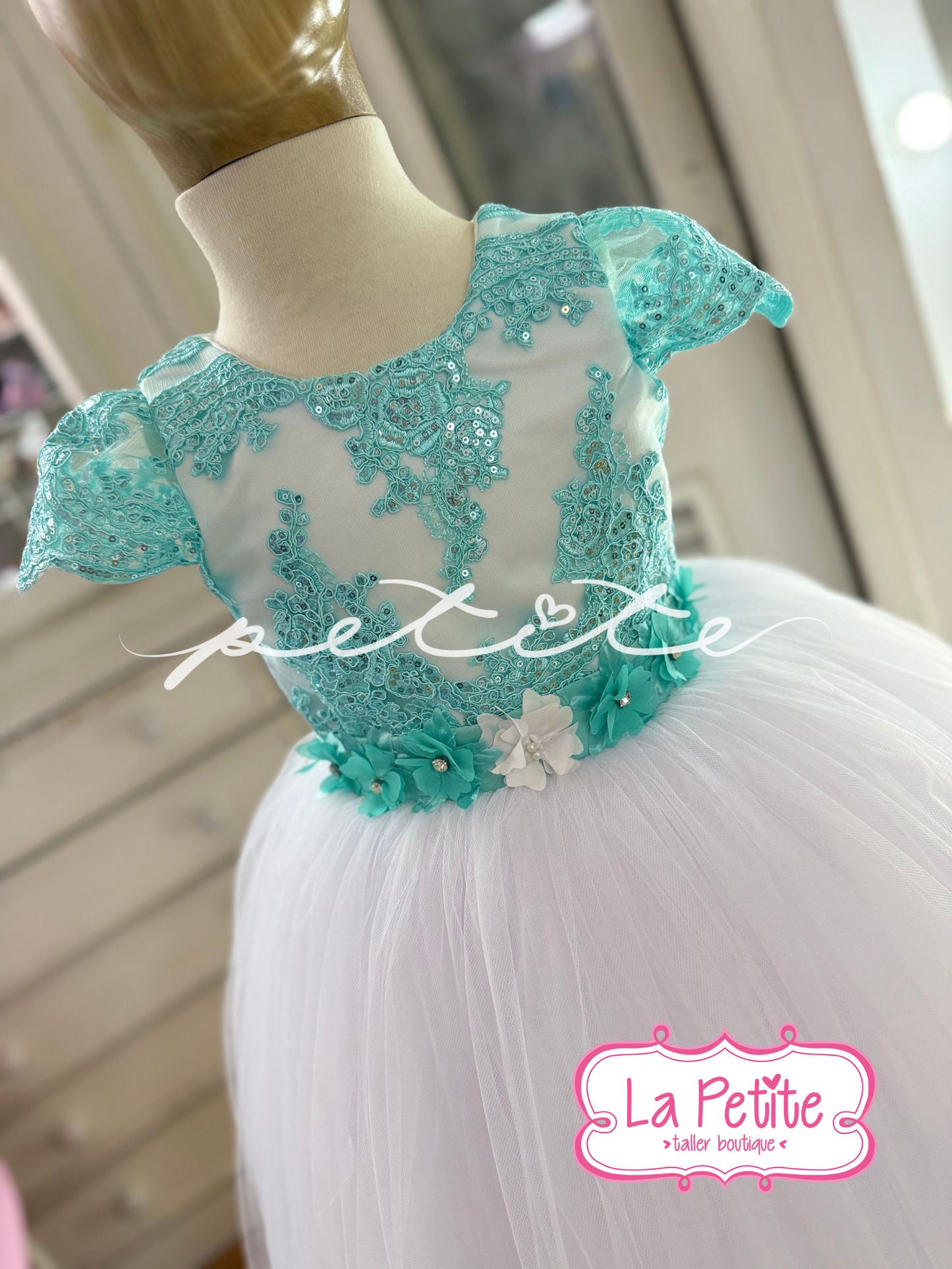Royal Aqua
