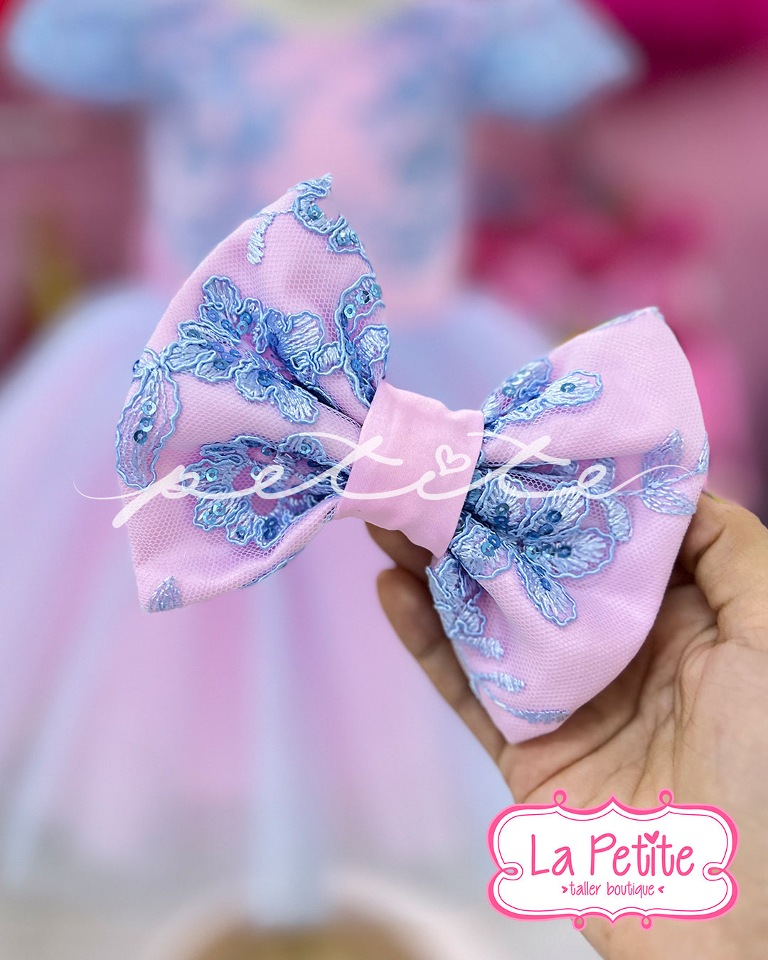 Vestido Rosa Encaje Azul Corto