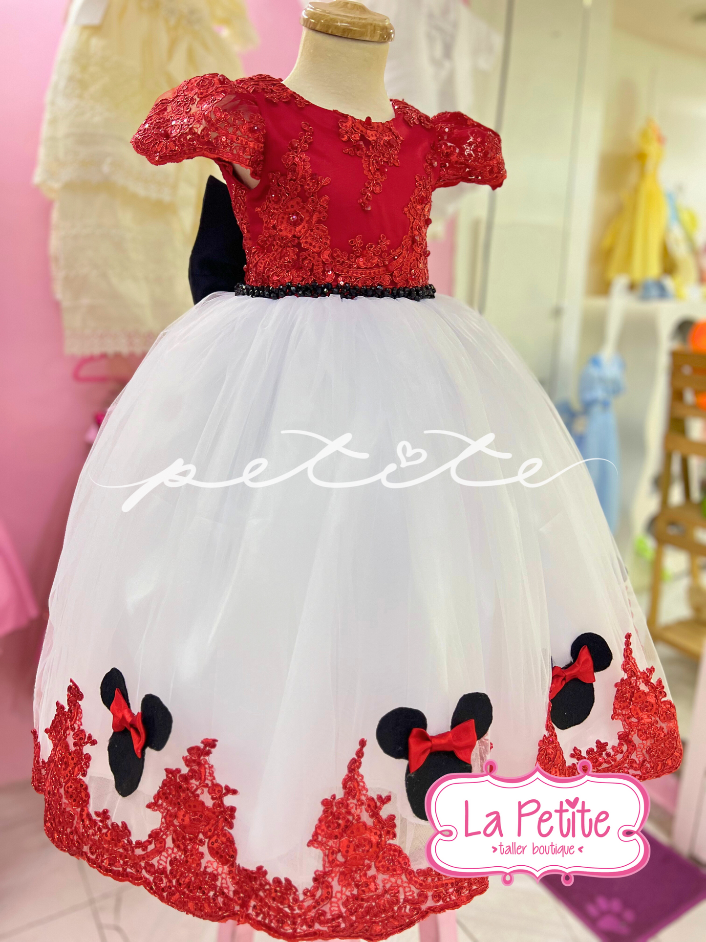 Minnie Royal