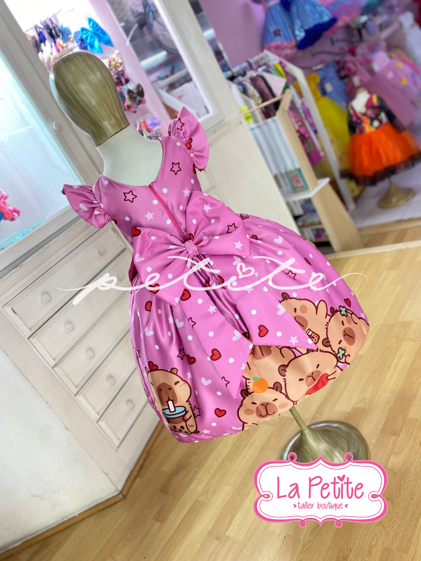 Capibara Pink