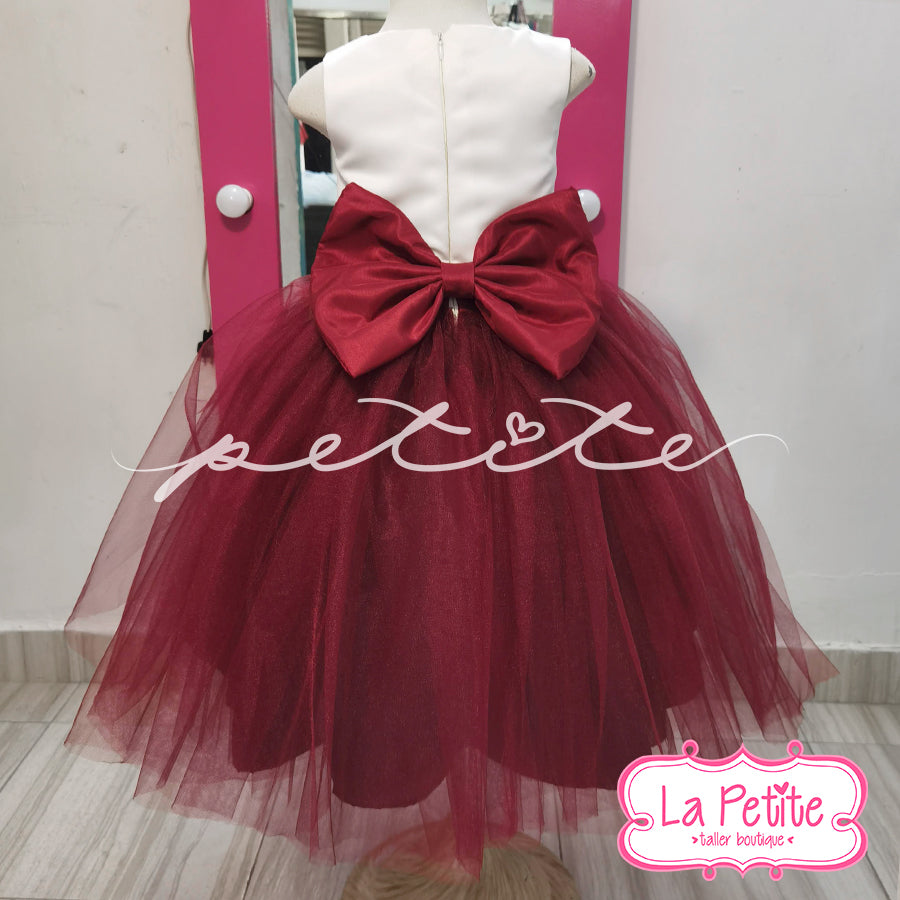 Vestido blanco tul vino