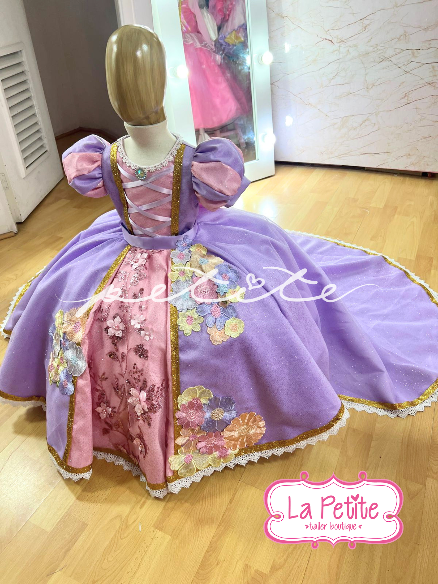 Rapunzel luxury flower desmontable