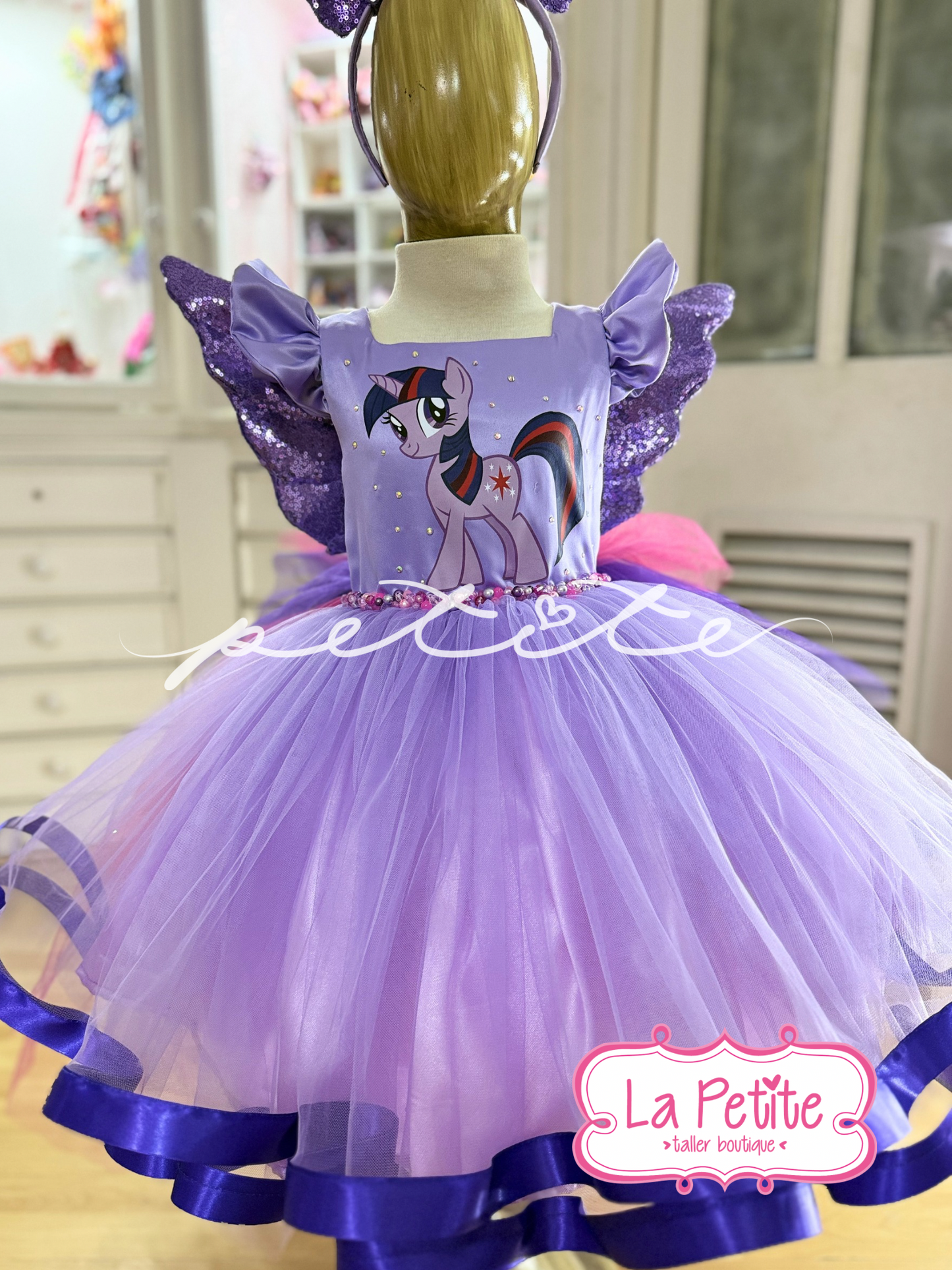 No Little pony con alas y cola