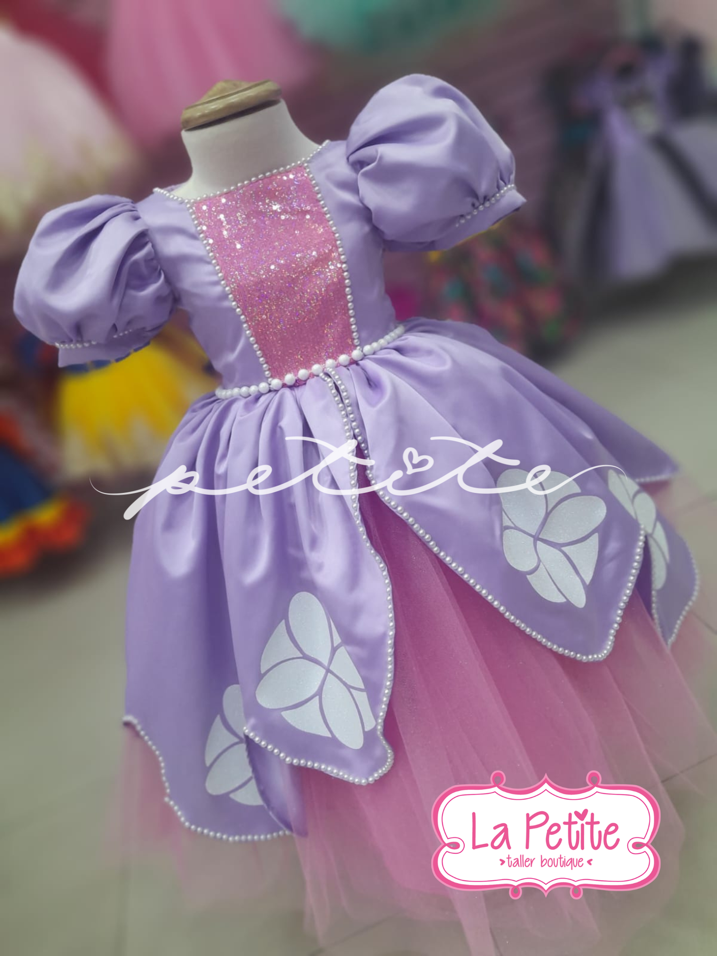 Princesa Sofía pink