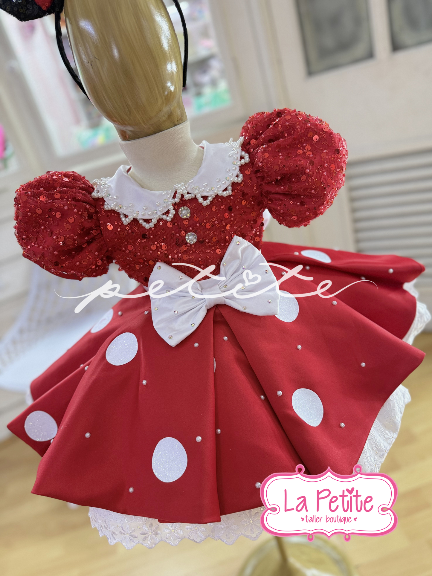 Minni red luxury
