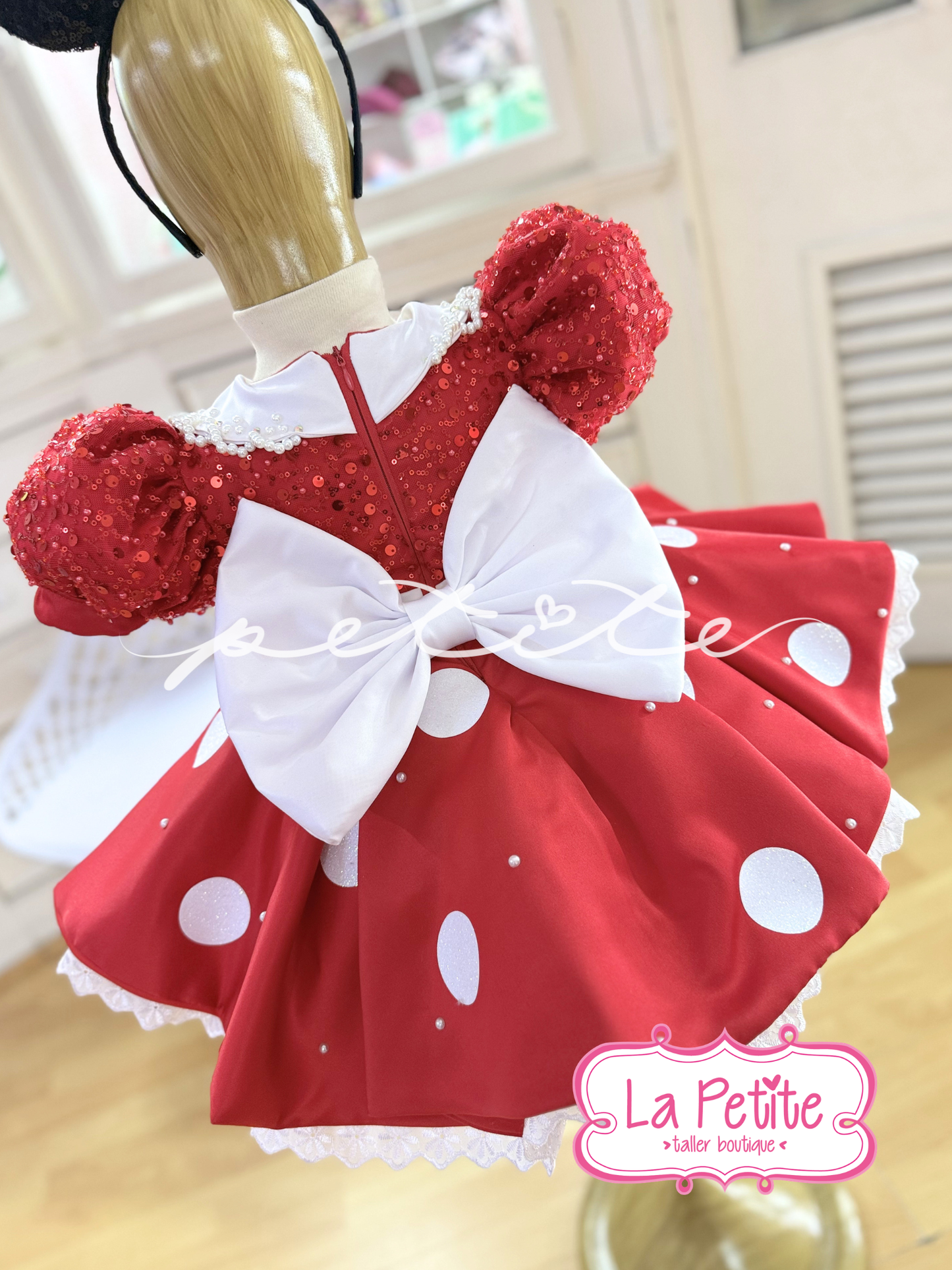 Minni red luxury