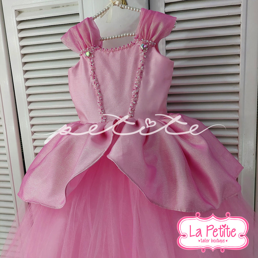 Vestido rosa con detalle en top