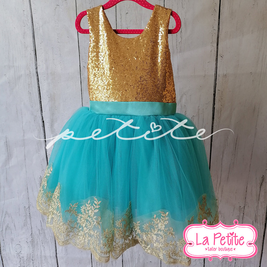 top dorado glitter falda azul con encaje